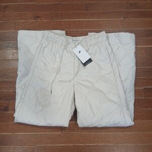 Nike Quilted High Rise NWT Snow Outdoor Pants Womens Sz Med Cream White